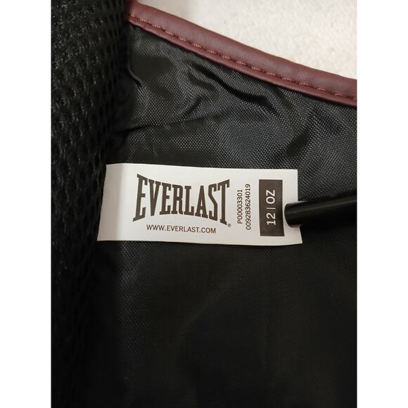 Everlast Elite Pro Hook and Loop 2 Boxing Gloves Purple Maroon 12 oz. Secure Fit - Picture 11 of 13